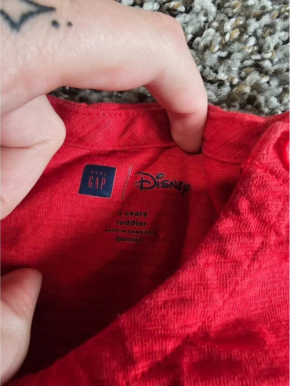 Disney Baby Gap Girls Sz 4T Short Sleeve T Shirt Mickey Minnie Heart Embroidered